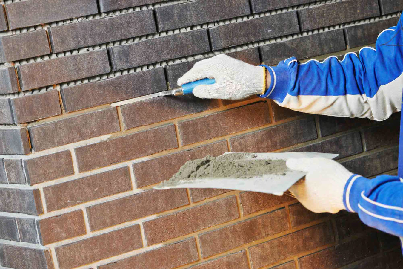 Brick wall installation in Fort Wayne, IN