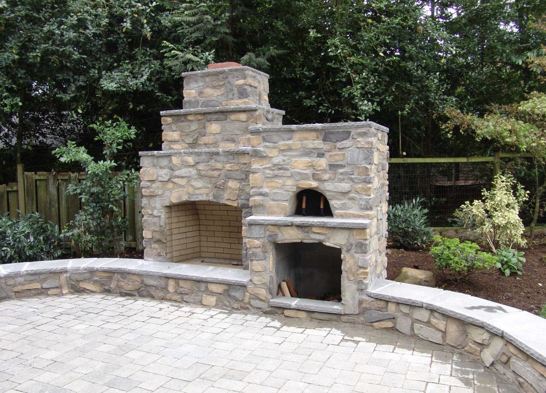Custom Natural Stone Masonry by professional masonry contractors in Fort Wayne, Indiana